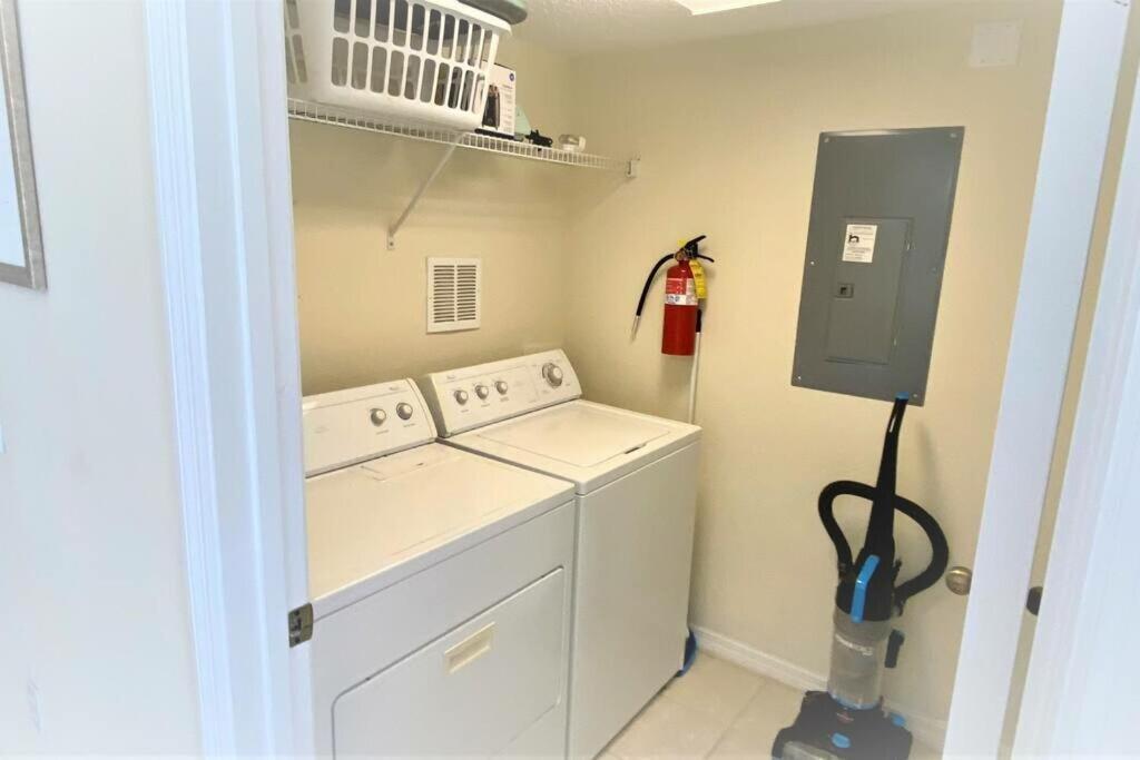 Attractive Townhome Near * Kissimmee