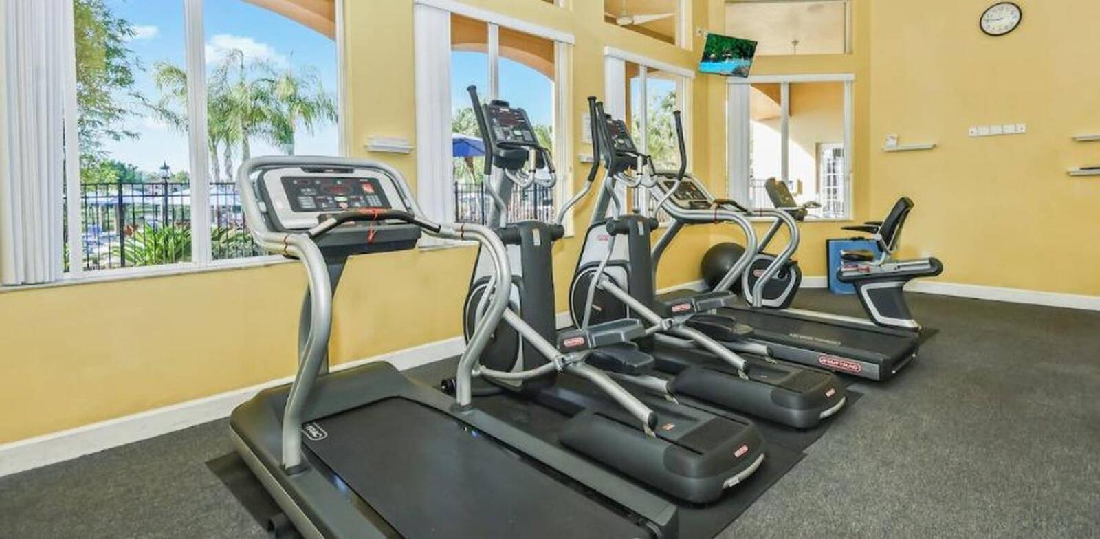 Attractive Townhome Near Kissimmee
