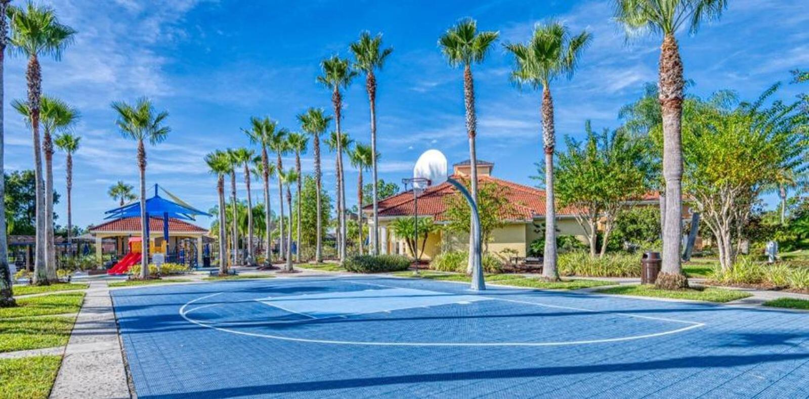 Attractive Townhome Near *