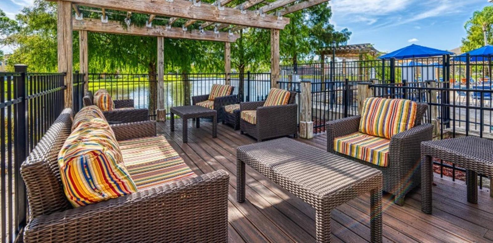 Attractive Townhome Near Kissimmee