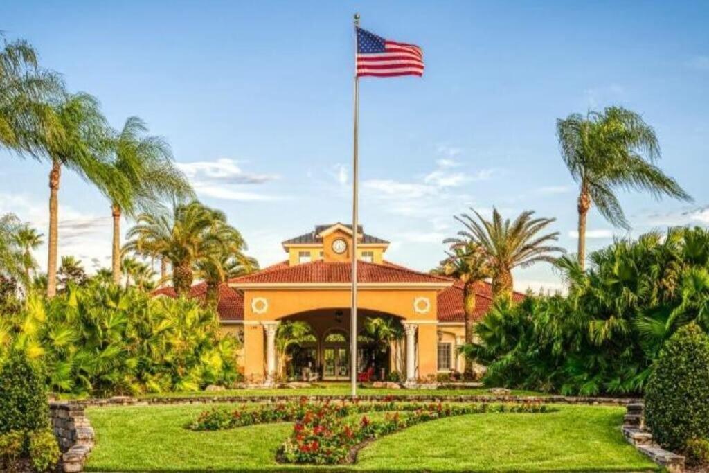 Attractive Townhome Near