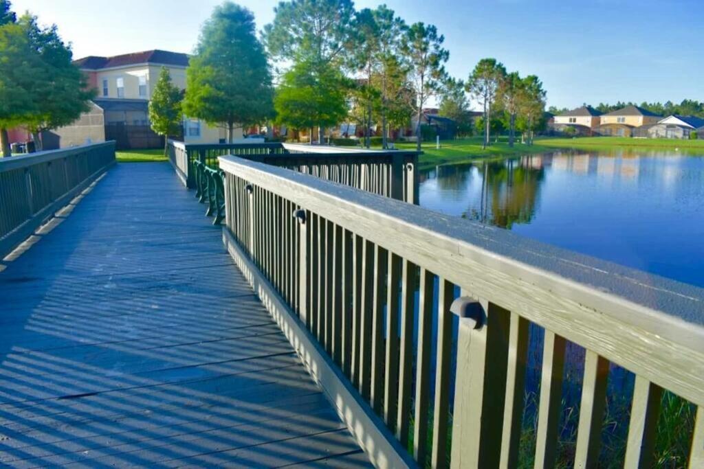 Attractive Townhome Near