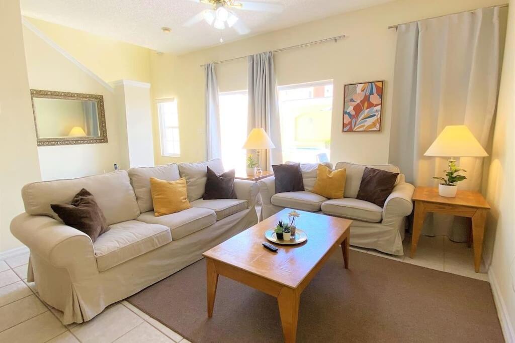 Holiday home Attractive Townhome Near