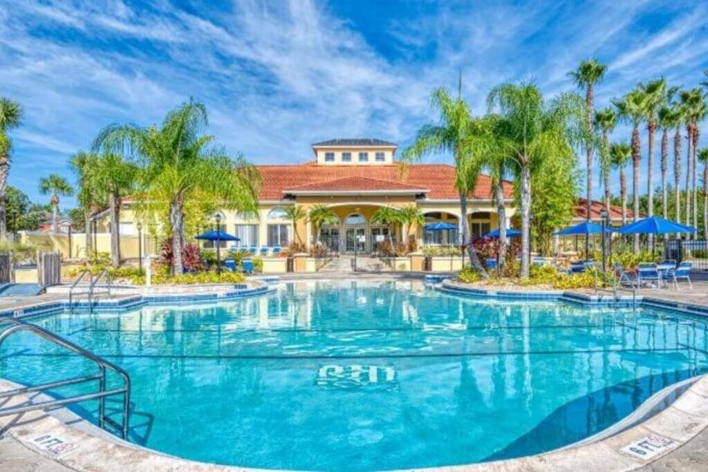 Attractive Townhome Near